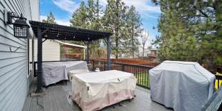 Bright & Comfortable 3 Bedroom Home Gallery 50