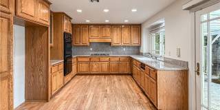 9201 Paso Robles Gallery 20