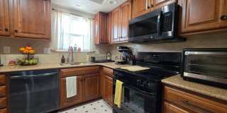 5 Bed 2 bath Home near Fort Carson Gallery 8
