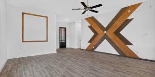 620 Godley Gallery 8
