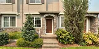 Stunning 2 Bed, 2.5 Bath Craftsman Townhome with Community Amenities! Gallery 4