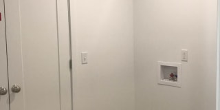 Executive Rental - 4 Bedroom 2.5 Baths Gallery 41