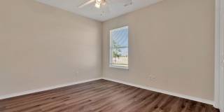Beautiful 4-bedroom 2 bath Home in Bentonville! Gallery 17