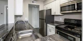 The View at Waters Edge Gallery 91