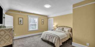 FULLY FURNISHED & BEAUTIFULLY REMODELED CLASSIC HOME NEAR UNR WITH UNBEATABLE I-80 ACCESS Gallery 23