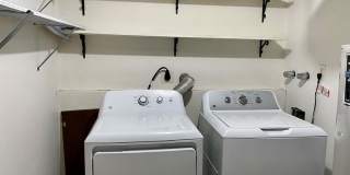 Spacious House Near CSU! Gallery 16