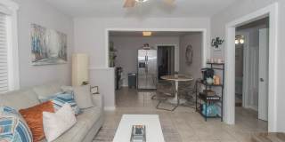 611 Brunswick Gallery 8