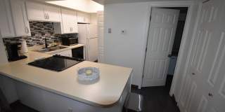 1200 E River Road Gallery 8