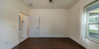 35 EDGE LANE Gallery 22