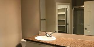 3 Bed 2 Bath 2 Car Garage Duplex In Moore!!!! Gallery 10