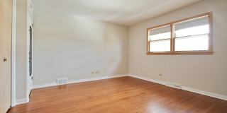 8732 W North Terrace Gallery 6
