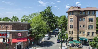 2255 Wisconsin Gallery 19