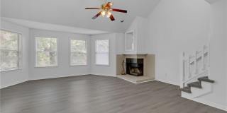 517 Mary Roberts Lane Gallery 1