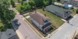 Ideal for Medical Professionals & Students – Spacious 5BR Near Downtown Gallery 41