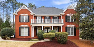 310 Stoneleigh Drive Gallery 1