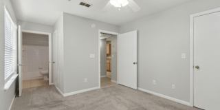 7701 TIMBERLIN PARK Boulevard unit: 1617 Gallery 19