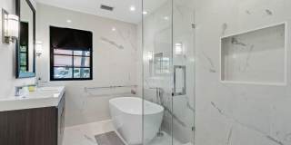210 S Lake Drive Gallery 25