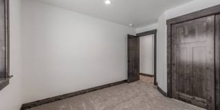 Brand New 3 bed 2.5 townhome Gallery 17