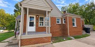 1 Bedroom Duplex in a Convenient OKC Location Gallery 1