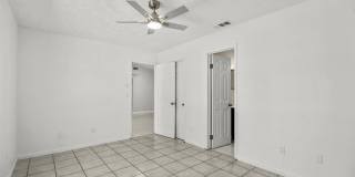 2010 SW Burlington Street Gallery 11