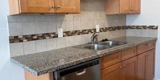 UPDATED 2 BEDROOM APARTMENT!! Gallery 6