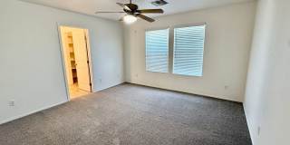4 bed in Mesa Del Sol Gallery 9
