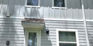 Convenient Location! Beautiful 3/2.5 Townhome w/ Pool Community! Gallery 19
