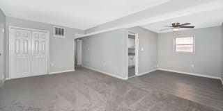 Emerald Apartments Gallery 7