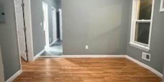 380 Halsted St Gallery 10