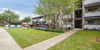 Hadley at Bellmar Gallery 10