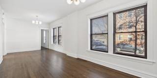 2207 W School Street Gallery 7