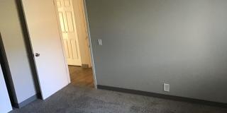 NO RENT TILL DECEMBER!! Ask for details. Gallery 47