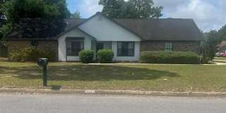 4207 Cherry Laurel Dr Gallery 1