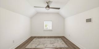 4068 Poets Trail Gallery 30