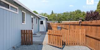 2 Bed / 1 Bath Home with Fenced Backyard in South Medford Gallery 15