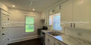 329 South Clay Street - Lower Gallery 4