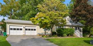Spacious Five-Bedroom Home in Blacksburg Gallery 1