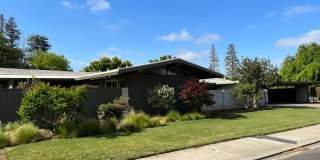 Mid-Century Modern in sought after Sherwood Forest neighborhood! Mid-Century Modern in sought after Sherwood Forest neighborhood! Gallery 1