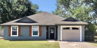 Pre lease option - Move in special $500 of the second month's rent Gallery 1