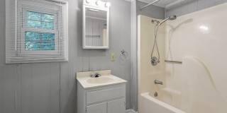 1207 E Martin St Gallery 4