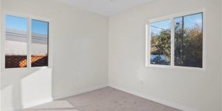 17601 Rhoda St Gallery 23