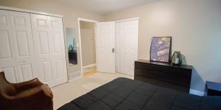 Beautiful Furnished Home on Quiet Cul‑de‑Sac Gallery 11