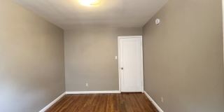 680 Elizabeth St - 1 Gallery 14