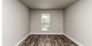 Lexington Gallery 13