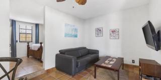 400 33rd Street Gallery 47