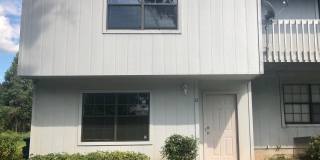 2 BR 2.5 bath townhouse close to Troy University Gallery 1