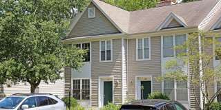 Light-Filled End-Unit Townhome in Forest Lakes North Gallery 19