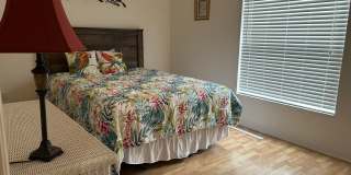 Executive 2 bedroom/ 2 bath condo Gallery 14