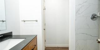 2335 Main Street Gallery 16