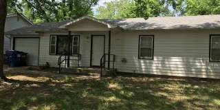 3 bedroom/2 bathroom house near KU 3 bedroom/2 bathroom house near KU Gallery 1